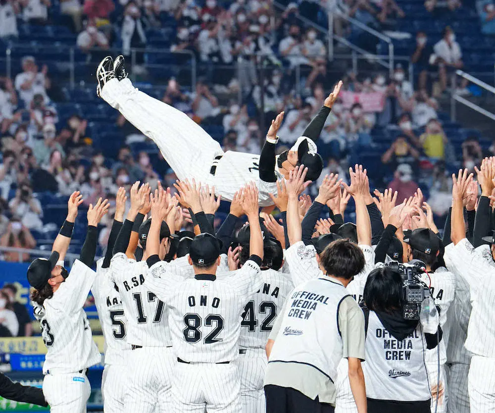 【画像・写真】ロッテ・井口監督　ナインも知らなかった電撃辞任！GM就任も　福浦コーチの昇格有力