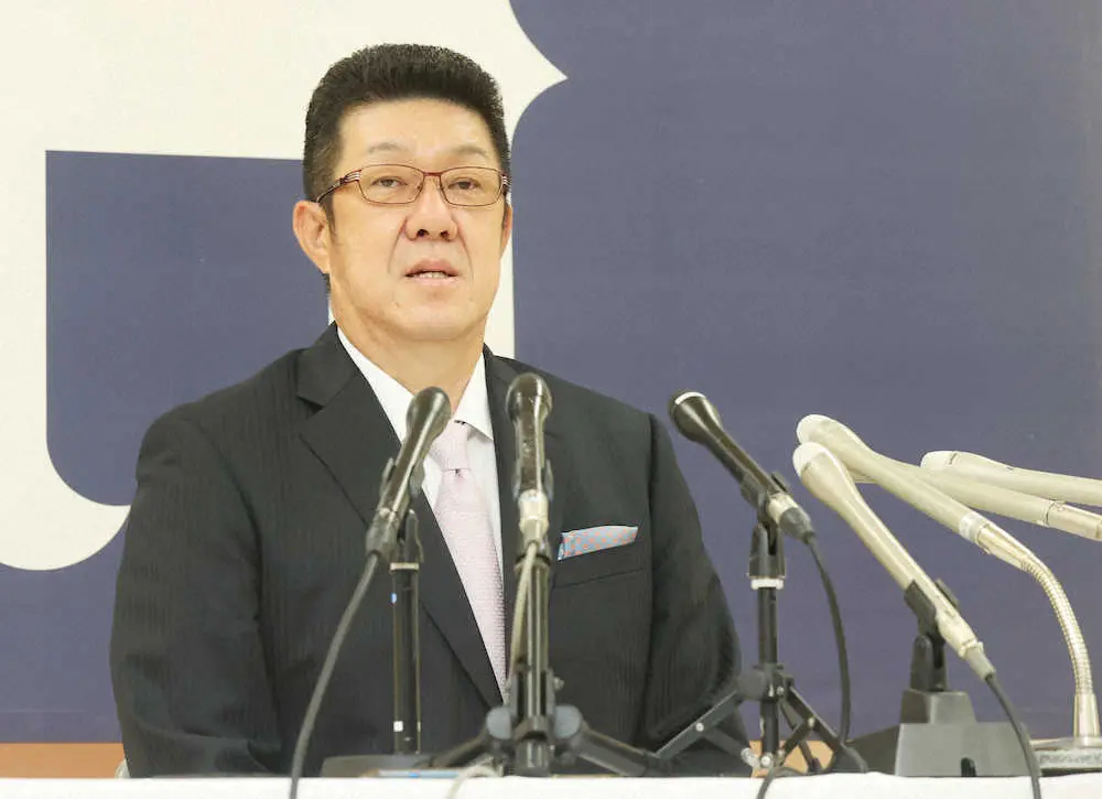 【画像・写真】広島・佐々岡監督「チームを勝たせてあげられなかった」「カープをずっと応援していきたい」会見一問一答