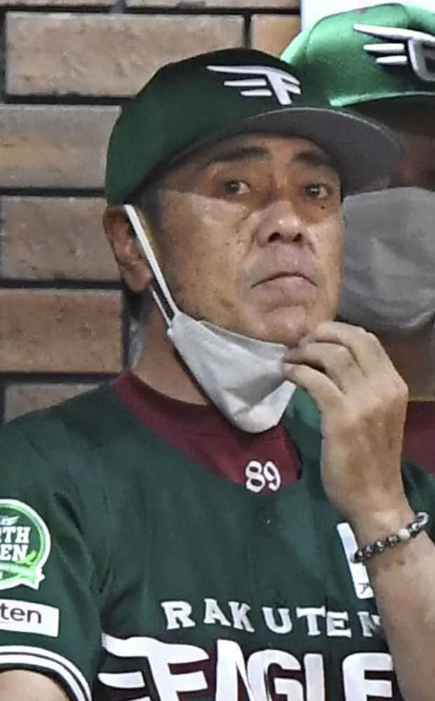 【画像・写真】楽天・真喜志ヘッドコーチが契約満了　16年からチーム支える