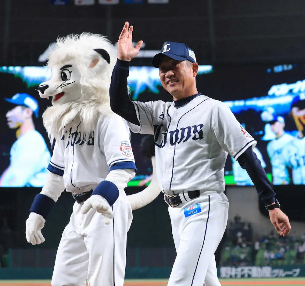 【画像・写真】西武・辻監督　下克上へ「失うものはないです」