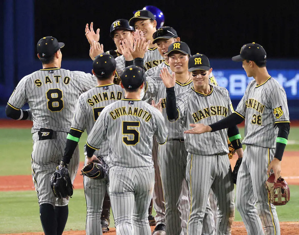 【画像・写真】阪神　危な“勝った”　8回ヒヤリもCSファイナルS進出に王手！「史上最大の下克上」へ大事な初戦に勝利