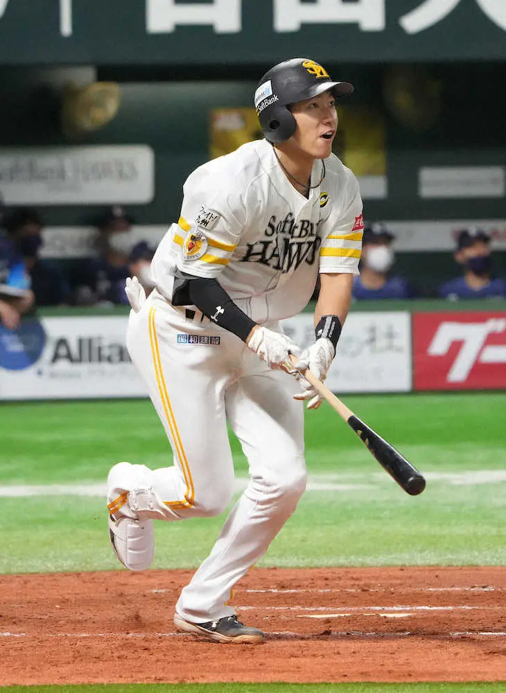 【画像・写真】ソフト柳田が先制のバースデー満塁弾「いいバッティングができた」　レギュラーシーズンから4試合連発