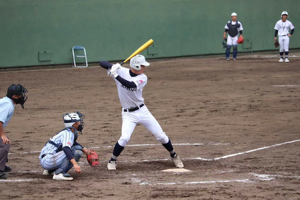 【画像・写真】水泳と野球の二刀流・光永「凄く悔しい」1回戦敗退　日大豊山、東海大菅生に競り負ける
