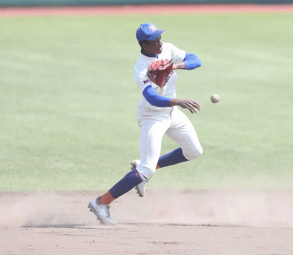 【画像・写真】ソフトBが無名選手のドラ1指名発表「即戦力よりも素材」投手、野手ともに充実しているからこそ