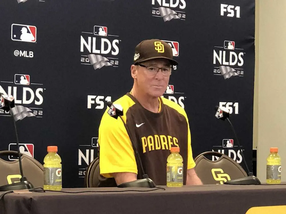 【画像・写真】ダルビッシュ　地区S第2戦登板から一夜明けキャッチボールで調整　指揮官は第5戦登板は明言せず