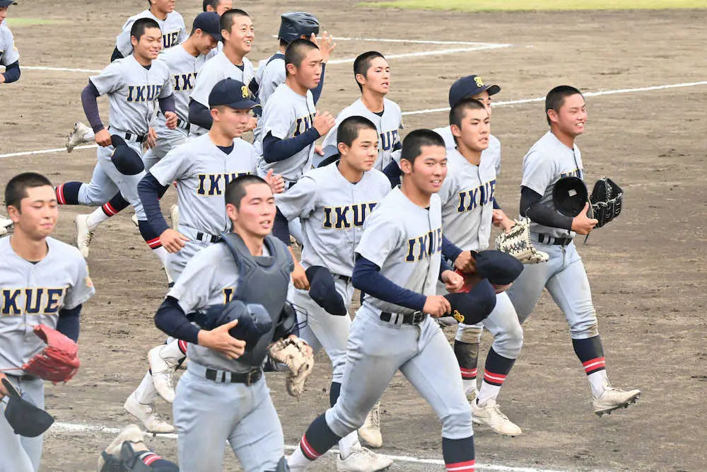 【画像・写真】仙台育英、エース・高橋好救援で決勝進出　「2回目の初優勝」挑戦へ来春選抜当確