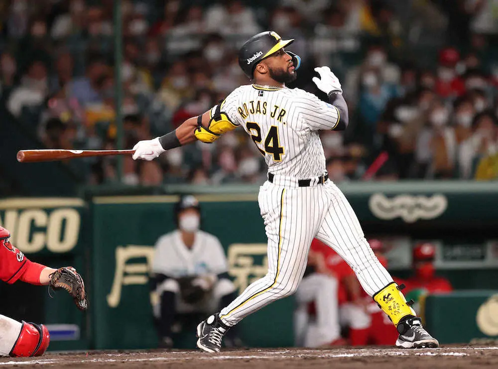 【画像・写真】退団濃厚の阪神・ロハス「他球団の脅威にならなければいけなかった」ロドリゲスとともに帰国