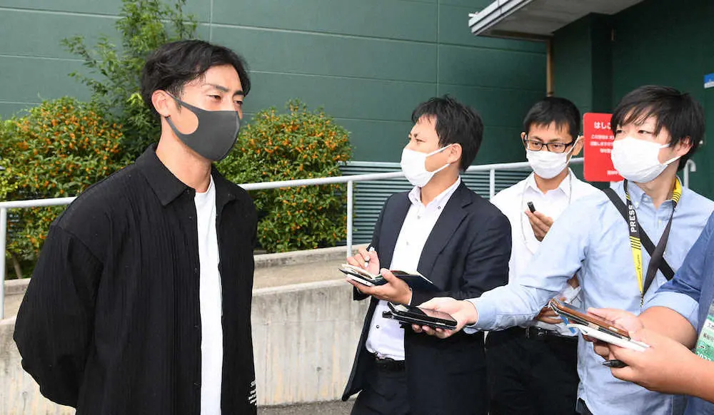 【画像・写真】阪神・岡田監督―日本ハム・新庄監督と“師弟”トレード成立　江越、斎藤&渡辺、高浜の2対2