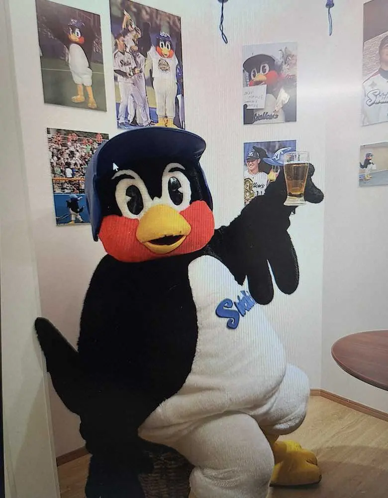 【画像・写真】つば九郎の大好物「る～び～」　オリジナルメニュー開発＆販売決定