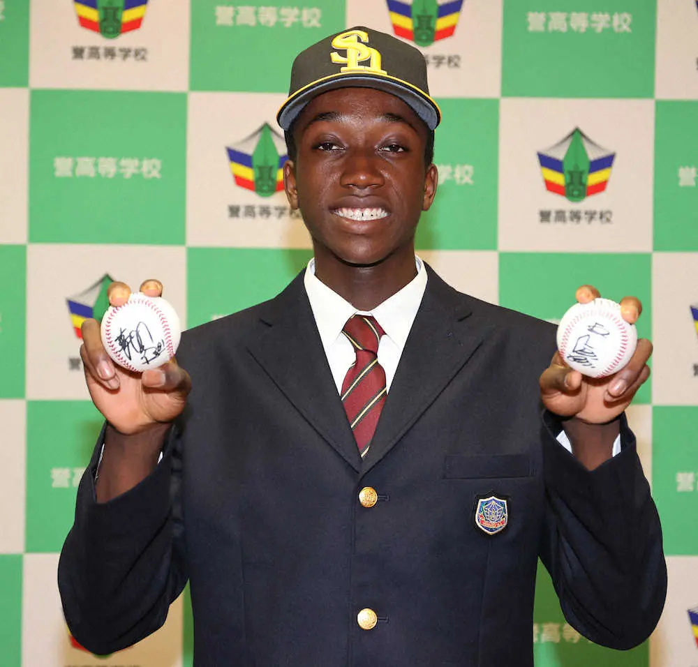 【画像・写真】ソフトBドラ1　イヒネ　中学時代から圧巻のグラブさばき「メジャーリーガーを見ているよう」恩師明かす