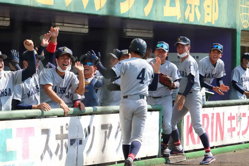 【画像・写真】【関西学生野球】関大が2季ぶり39度目のリーグ優勝　4回に一挙4得点猛攻