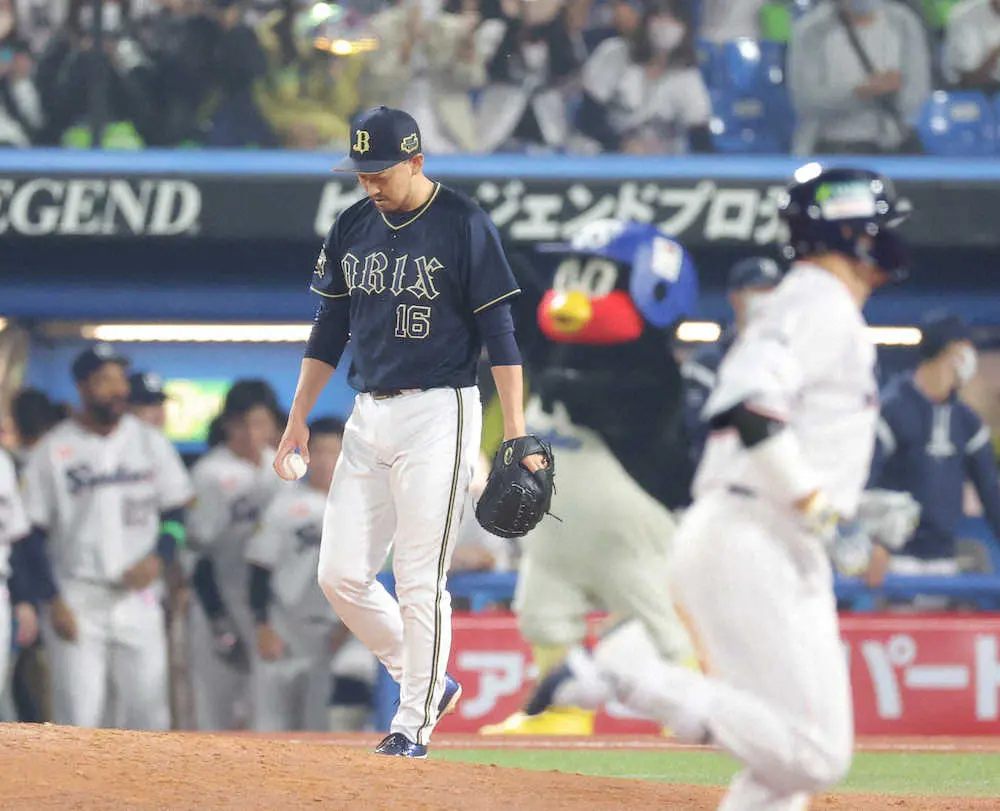 【画像・写真】オリックス　リリーフ陣奮闘も平野佳は悔しい村上被弾　39歳比嘉は2奪三振の好救援
