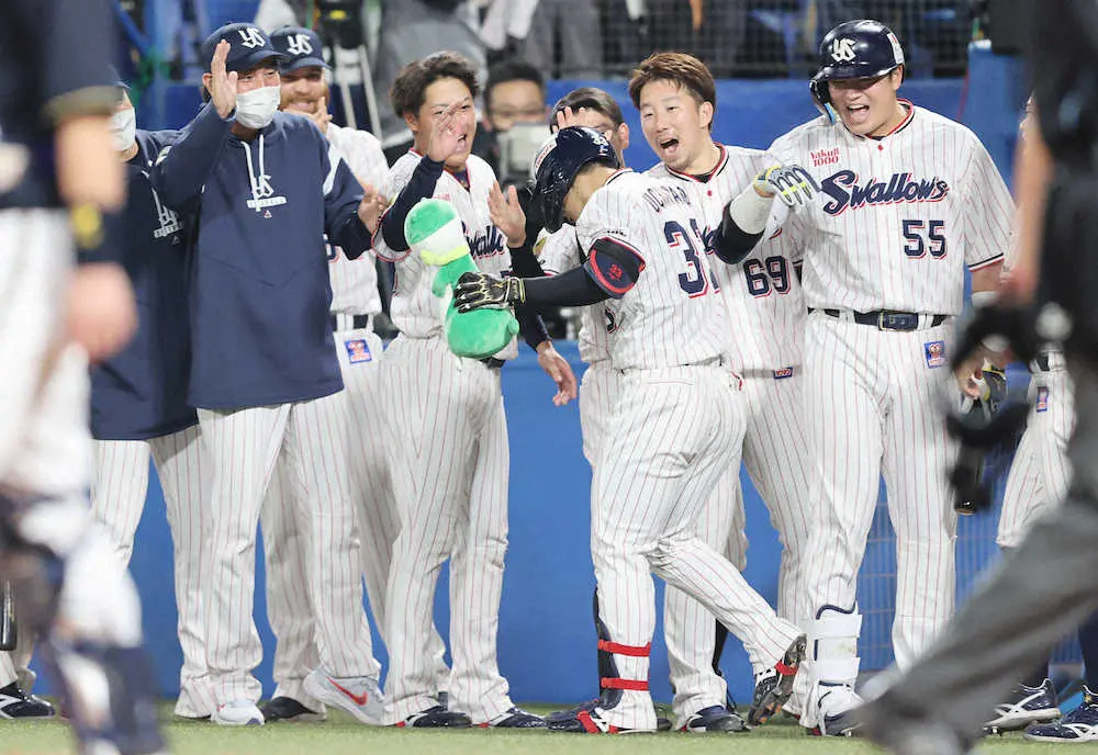 【画像・写真】ヤクルト内山壮真　起死回生の代打同点3ランで勝ちに等しい引き分け　昨年はフレッシュ球宴でMVP