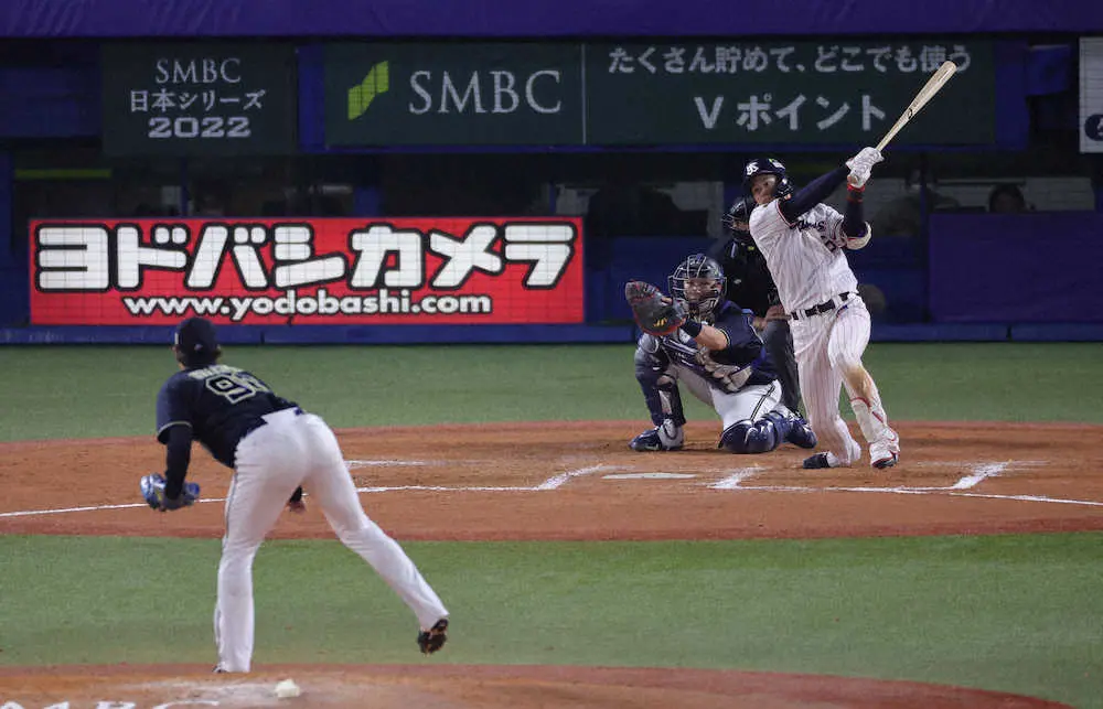 【画像・写真】ヤクルト・塩見2試合連続声出しで“乗せた”「まだまだ皆さんにもチャンスがあるので頑張ってください」