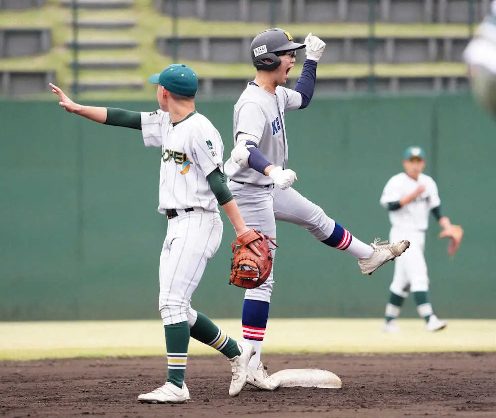 【画像・写真】来春甲子園に「清原」再び！　慶応、逆転勝ちで選抜当確　清原和博氏次男・勝児は無安打も好守で貢献