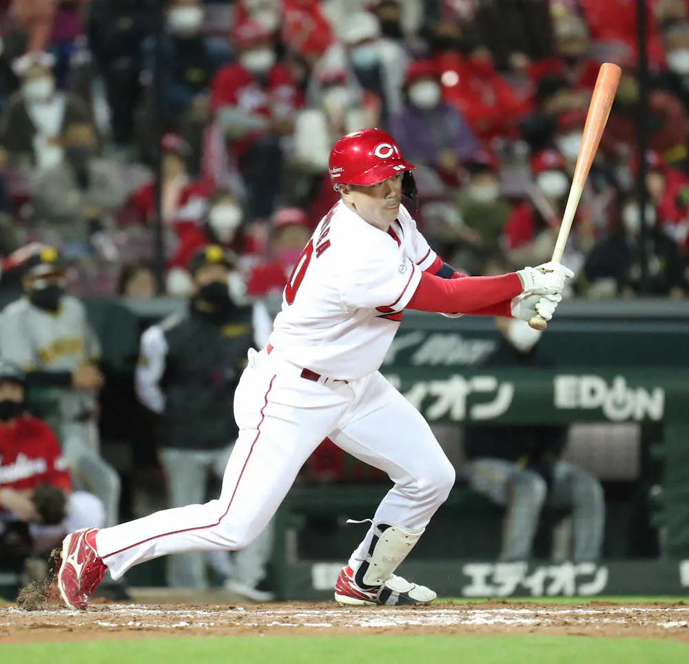 【画像・写真】広島・中村健がカブス・鈴木から金言「強いスイングを常に」　技術練習と並行して体づくりに励む