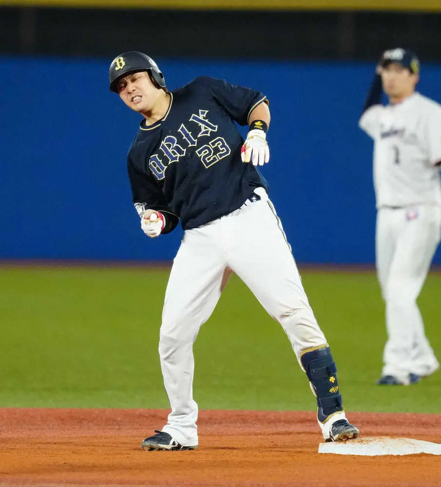 【画像・写真】オリックス・伏見、プロ10年目での日本一に感無量　負傷交代も3安打の猛打賞で流れ作った！