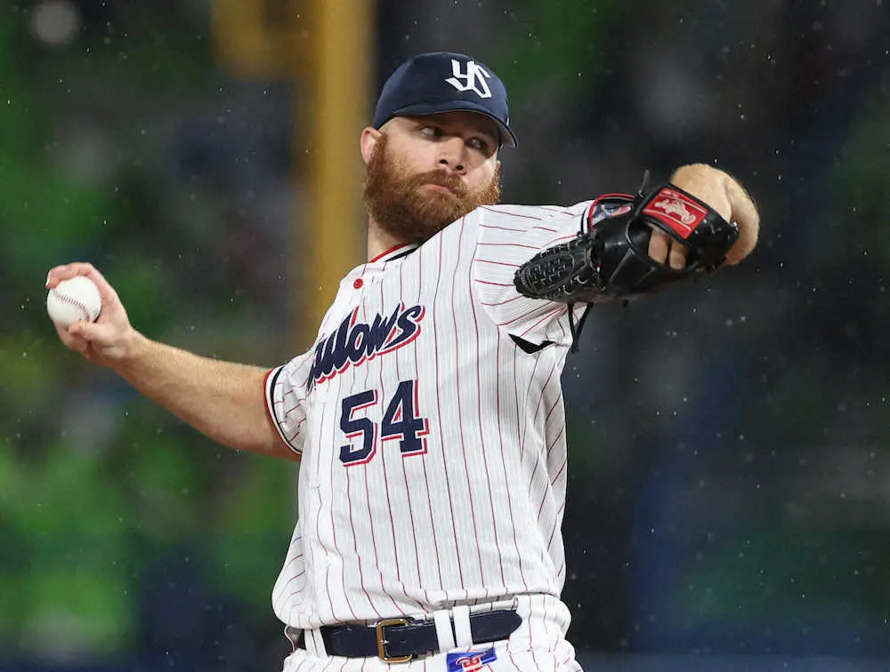 【画像・写真】ヤクルト　助っ人のサンタナ、サイスニードとの来季契約を発表