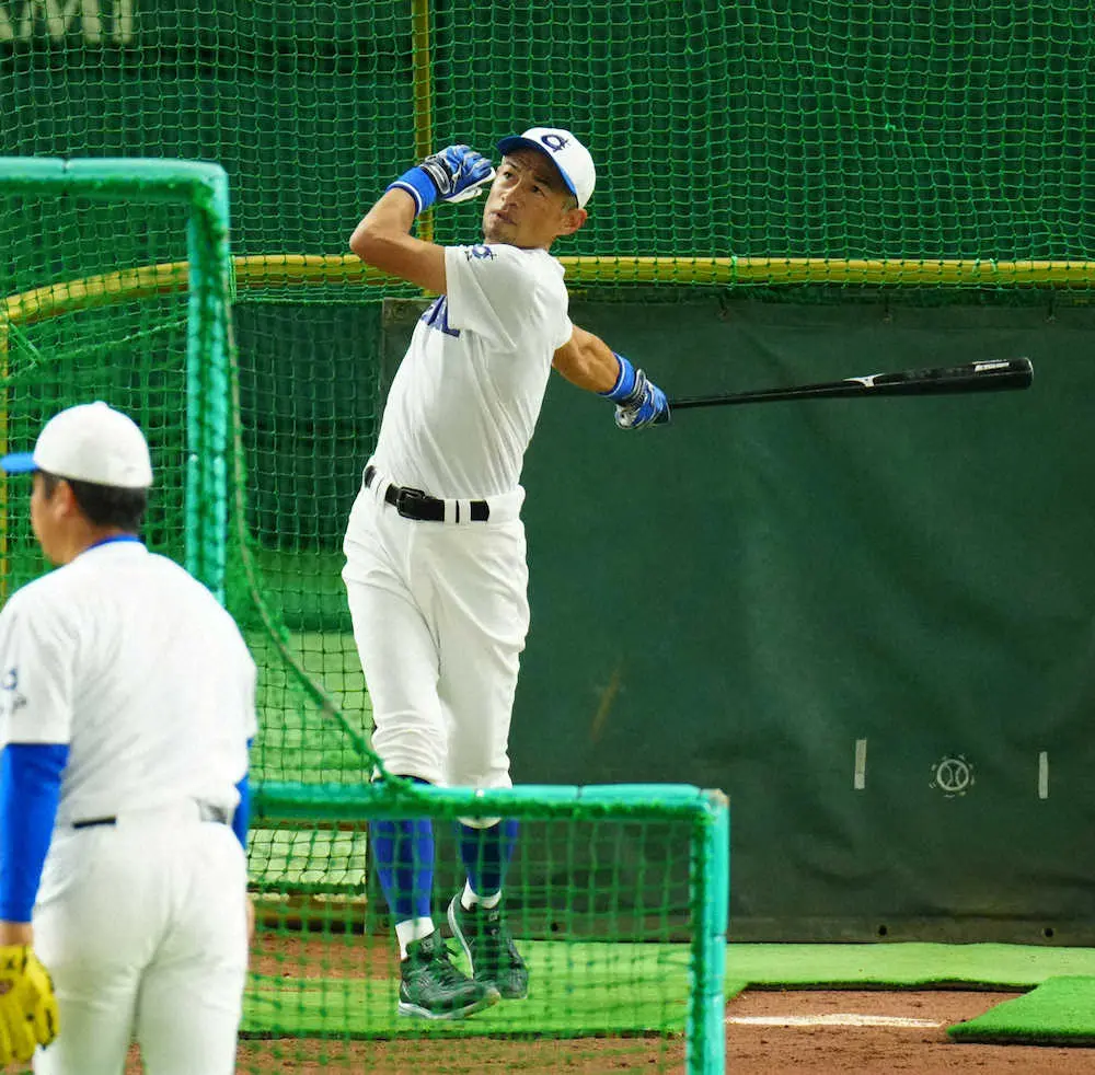 【画像・写真】イチロー氏　フリー打撃でお見事柵越え16本　松坂氏も4本「木でも入ったので良かった」