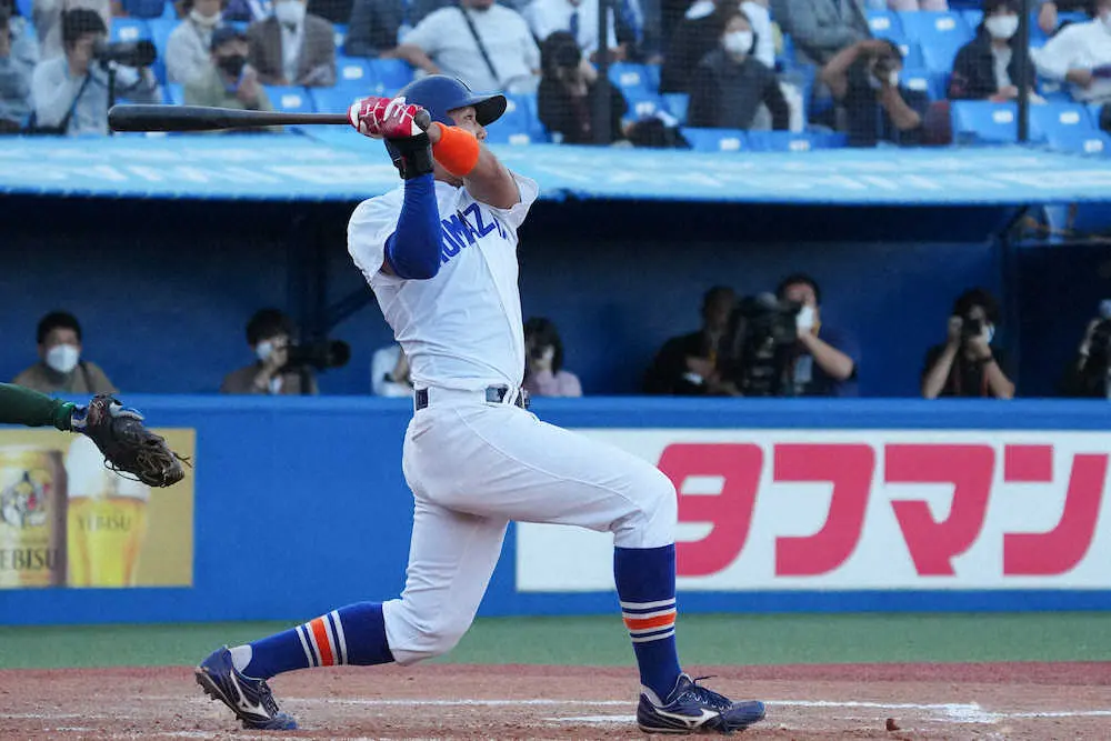 【画像・写真】駒大・神宮、神宮で残留王手弾　ロッテ1位指名の菊地吏から一発