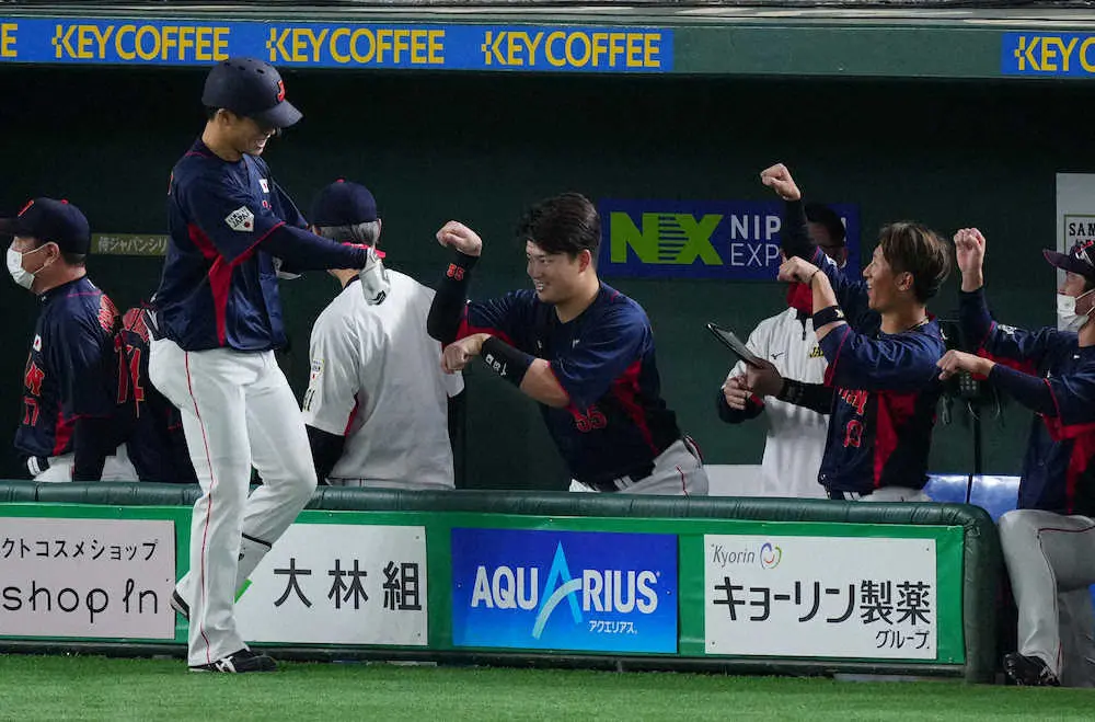 【画像・写真】初選出の塩見泰隆　侍J初安打が初アーチ　大活躍した日本シリーズで敗退もヤクルト勢が意地見せた！