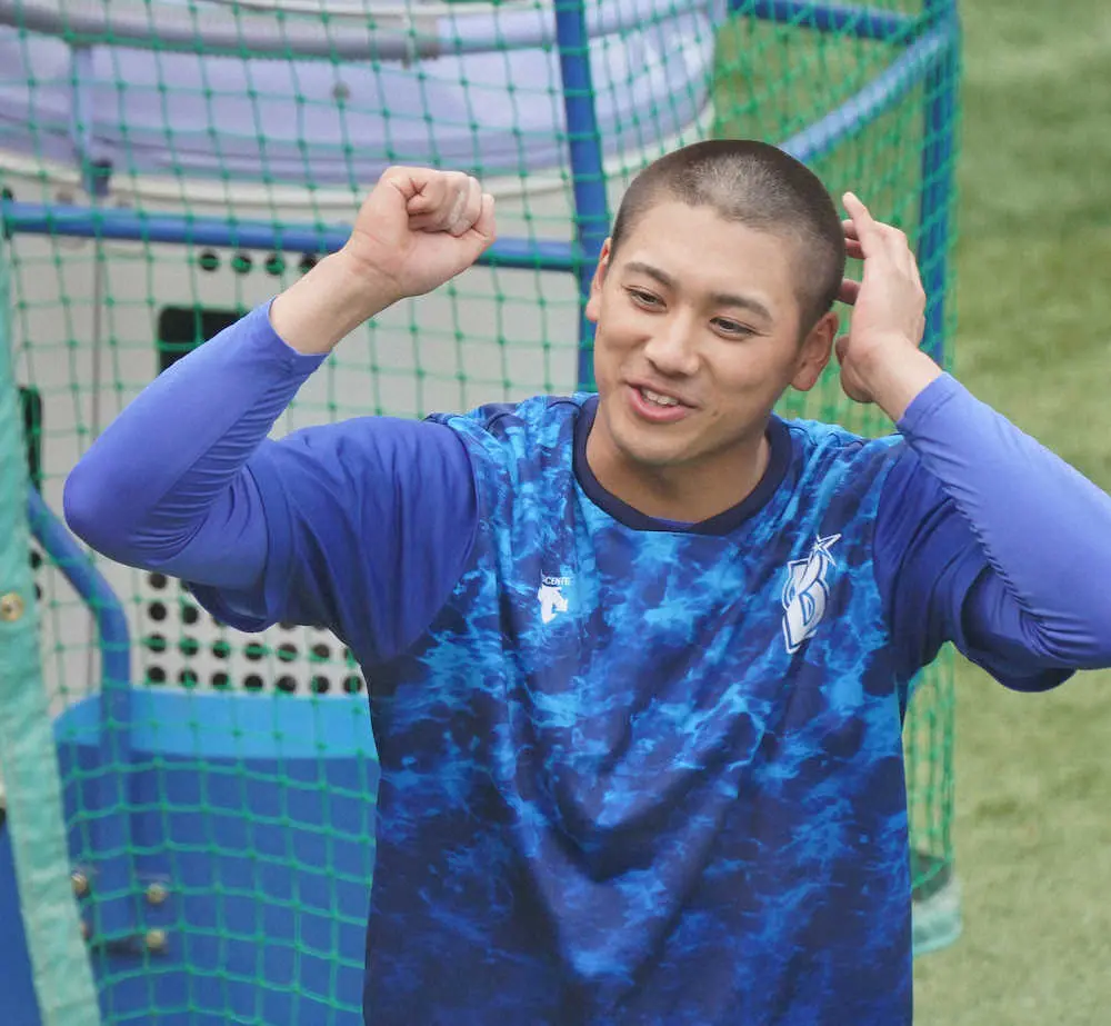 【画像・写真】DeNA・石井コーチが20歳森に辛口エール「本人の努力がないとね」