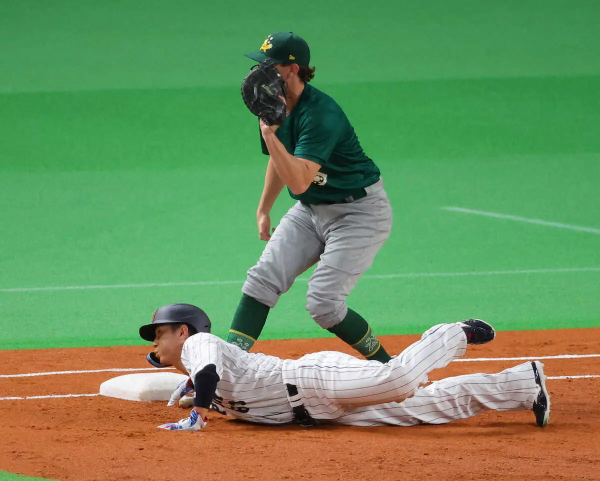 【画像・写真】広島新監督の新井貴浩氏　けん制死の広島・龍馬を責めず「失敗を恐れるのではなく、どんどん攻めて」