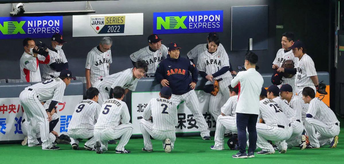 【画像・写真】村上様ぁ～！　凄すぎる侍主砲の3戦4発　バットの先でもスタンドイン　10の5、4発、5打点