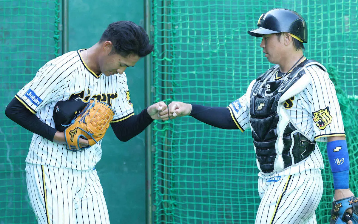 【画像・写真】阪神・梅野がキャンプ打ち上げ「春に生かしていく」若手投手のボール数多く受け充実の2週間