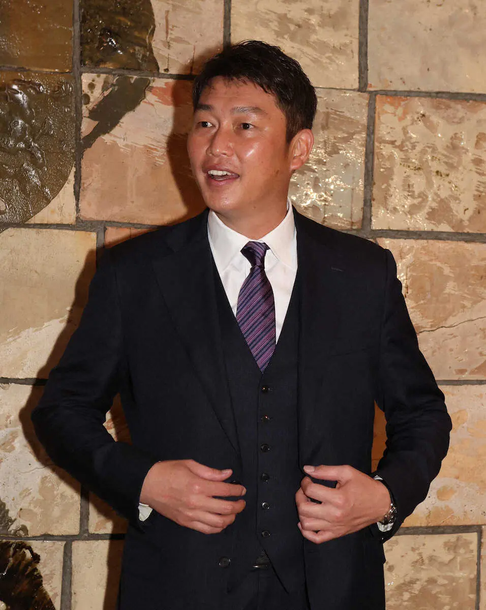 【画像・写真】新井カープいざ始動!　いきなり紅白戦で新戦力発掘へ「まずは自分がワクワクしながら見たい」