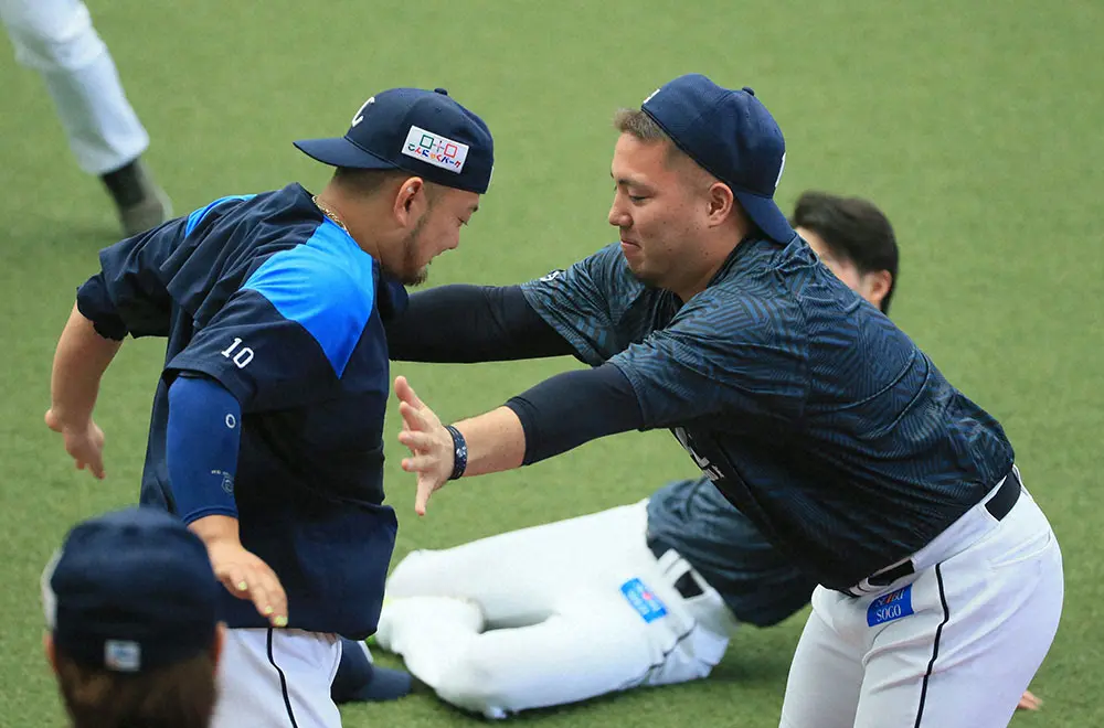 【画像・写真】西武・山川「負けんぞ！」　同期・森への惜別メッセージにファン涙「愛が深すぎる」「涙腺崩壊」