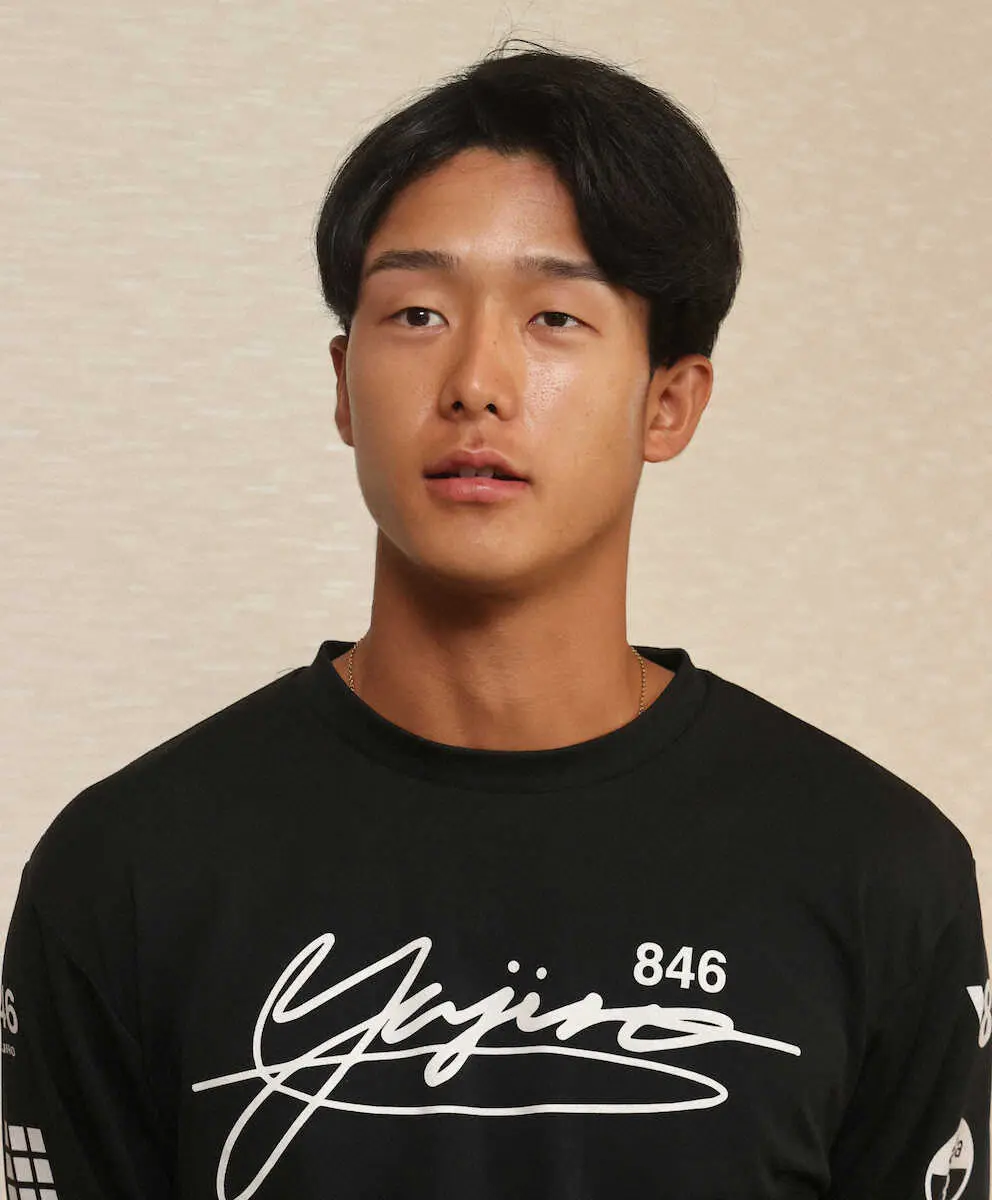 【画像・写真】阪神・小幡　プロ初アーチ＆堅守で300万円増の1400万円　レギュラー奪取へ「来年はすごいチャンス」