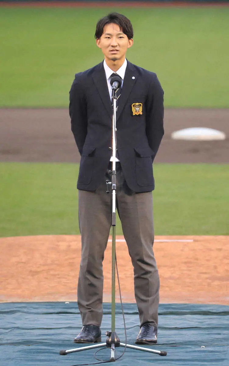 【画像・写真】楽天ドラ1・荘司「19」　故野村克也氏の監督時代背番「番号に恥じない活躍をしたい」