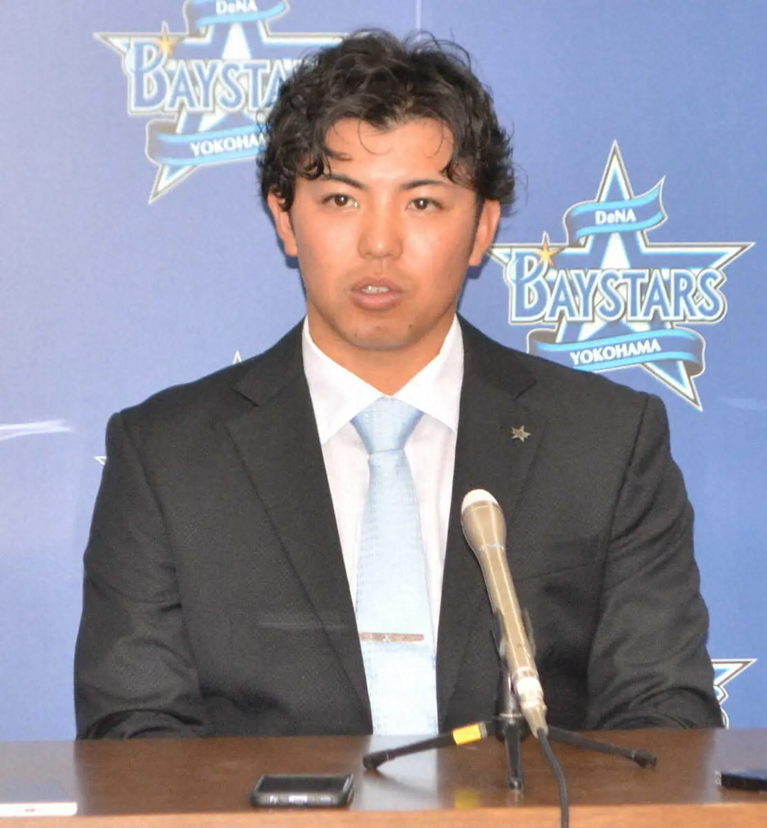 【画像・写真】DeNA開幕投手の東　100万円増の2610万円で契約更改「キャンプから負けないように準備したい」