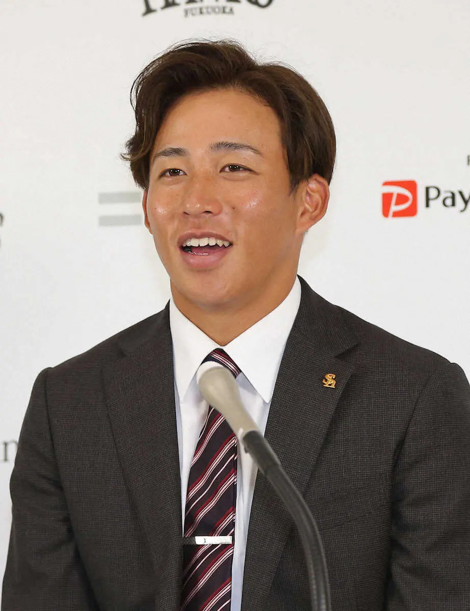 【画像・写真】ソフトバンク野村勇1300万増の2500万円でサイン「即戦力で期待通りの活躍」