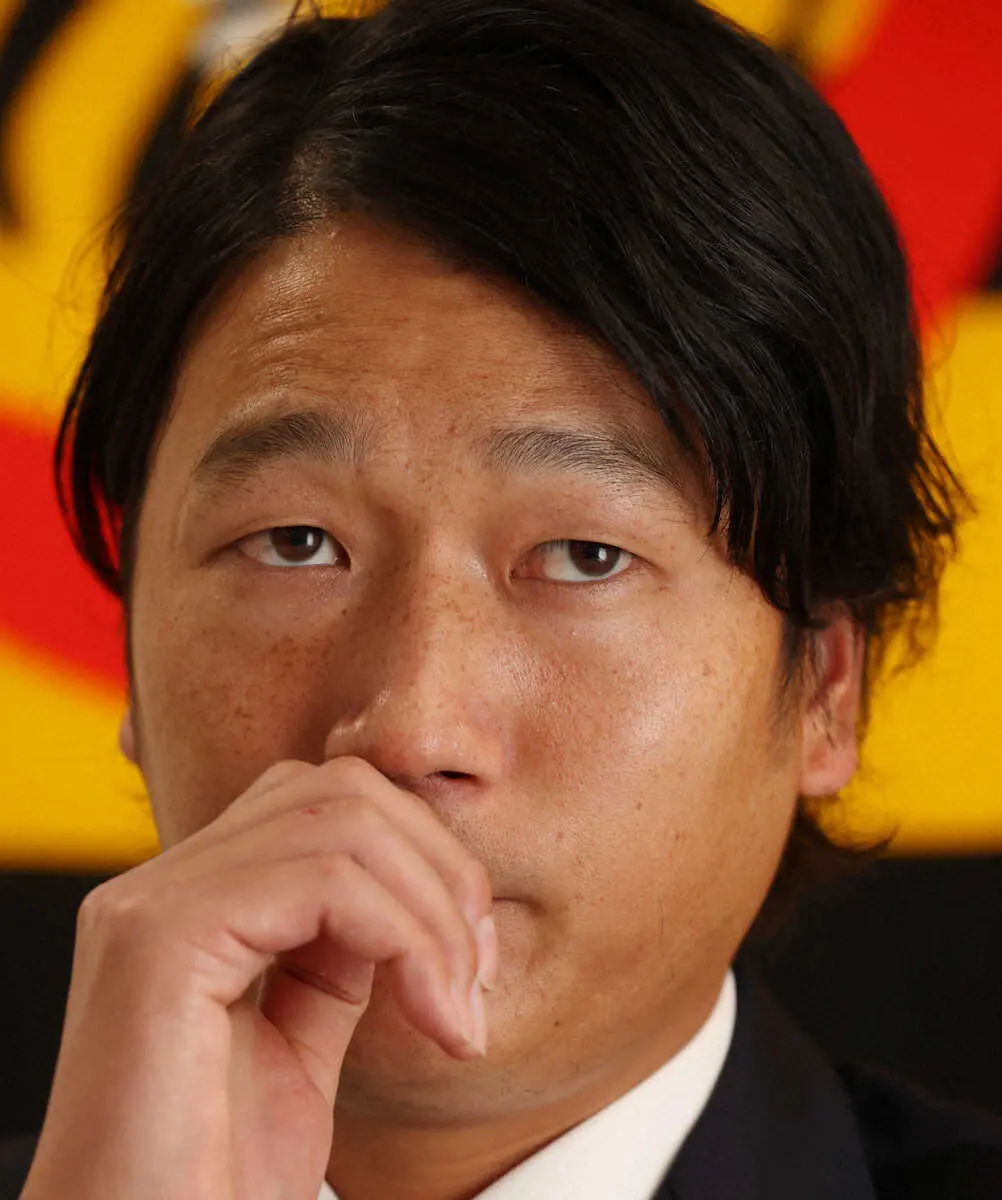 【画像・写真】阪神・小林は100万円減で更改　日本生命の同期オリ・阿部のブレークに刺激「来年は負けないように」