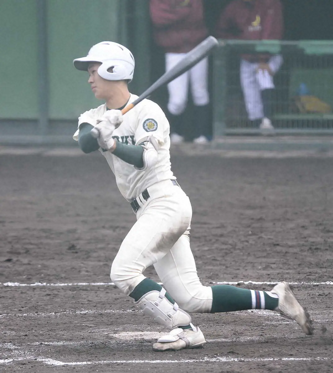 【画像・写真】報徳学園が今年ラストゲーム　来秋ドラフト候補の堀柊那は4打数1安打2打点