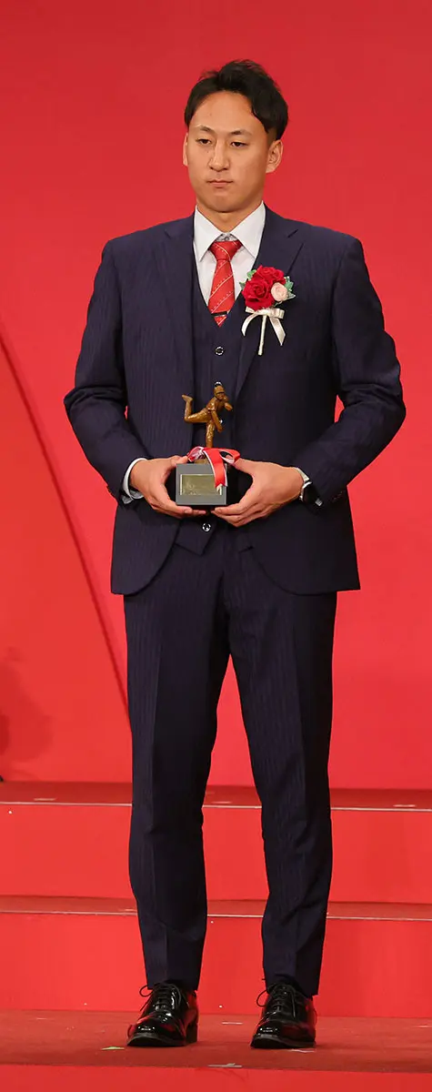 【画像・写真】楽天・高田孝、ソフトバンク・リチャードがスポニチ選定新人賞