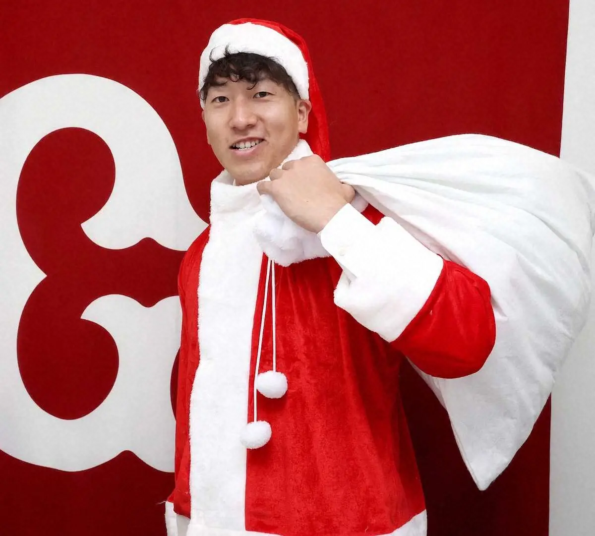 【画像・写真】巨人・大勢　4100万円アップの5700万円で更改　新人王獲得にも「まだまだ成長しないといけない」