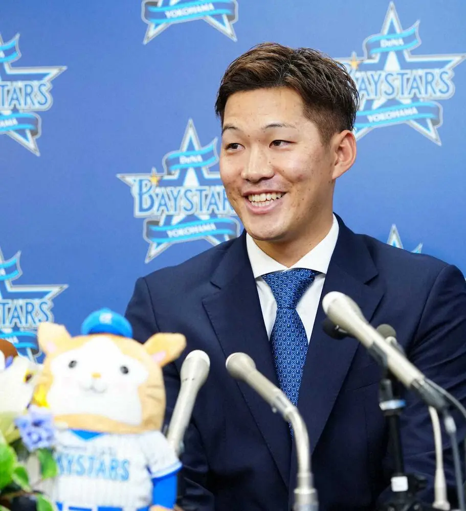 【画像・写真】前中日のDeNA・京田入団会見　「ドラゴンズには感謝も、来季はこてんぱんに」