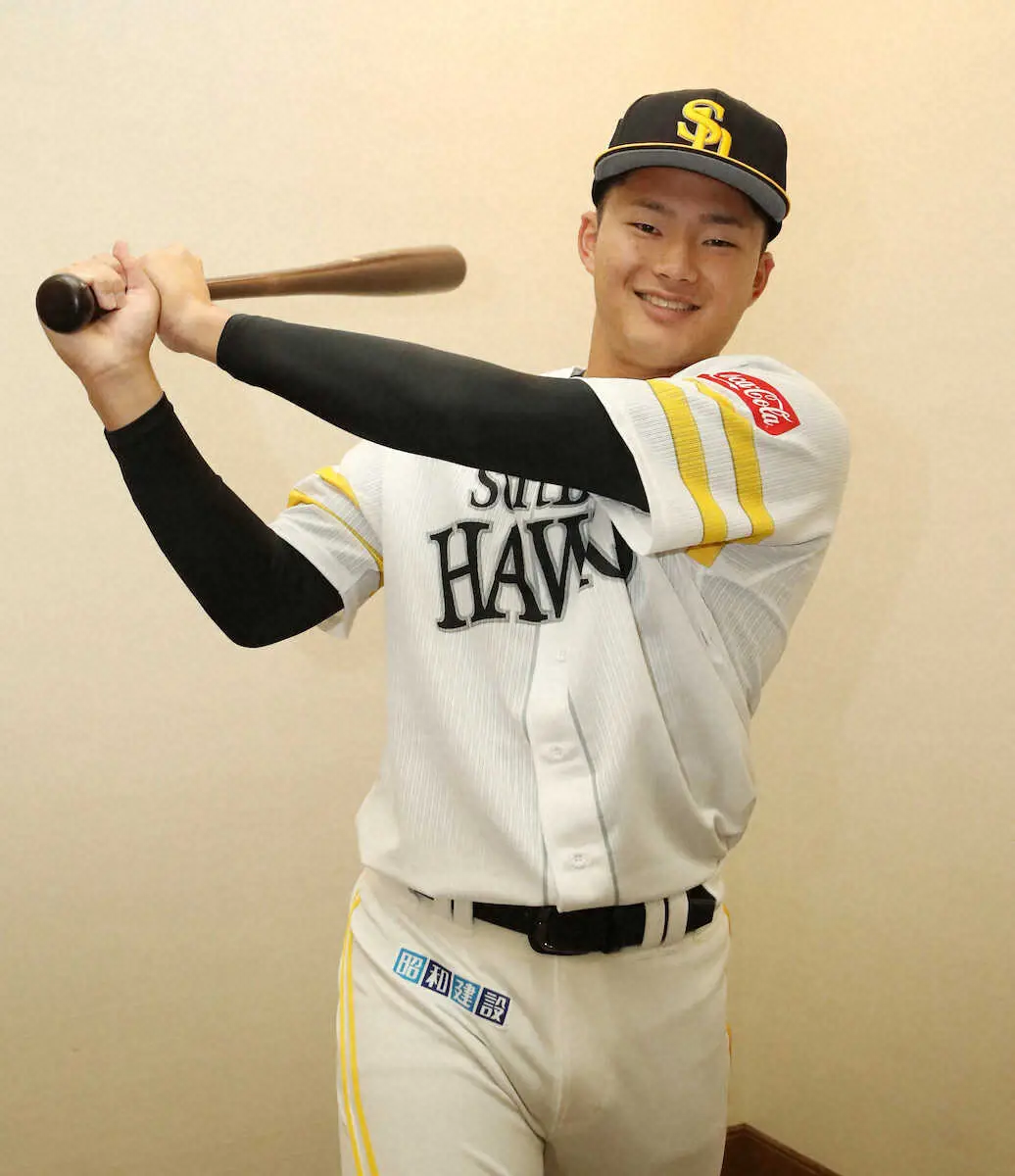 【画像・写真】村神様に顔似てるね　ソフトBのドラ3・生海は左打席の構えも村上譲り　目標は「ホームラン王」