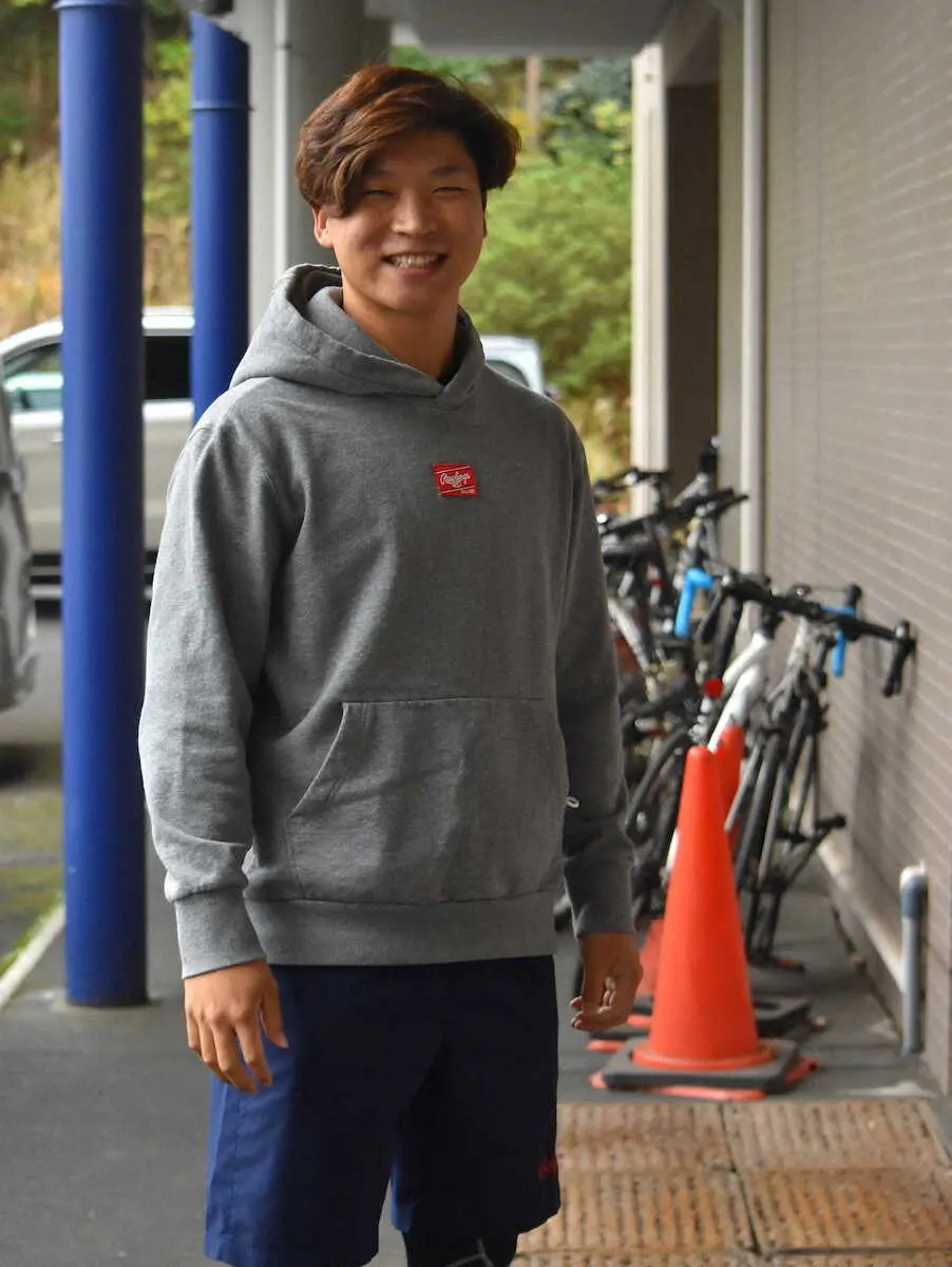 【画像・写真】日本ハム・長谷川が宮西と合同自主トレへ　同じ左サイドの「鉄腕」間近に見て学ぶ