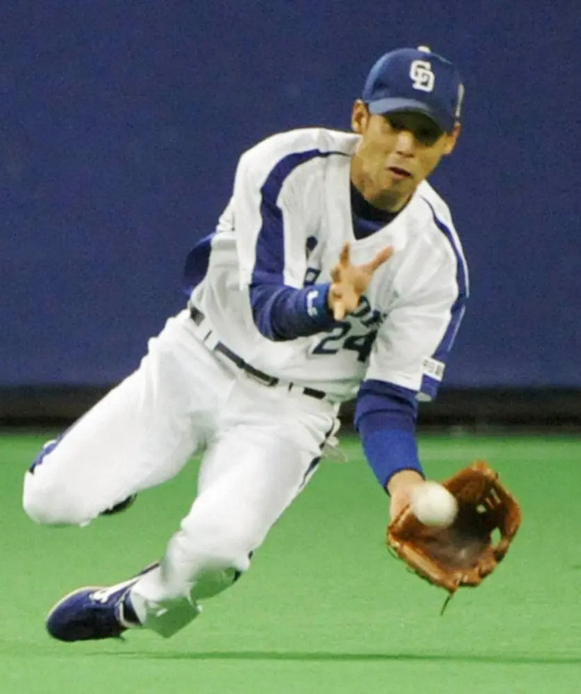 【画像・写真】高い守備力で中日を支えた英智（2010年撮影）