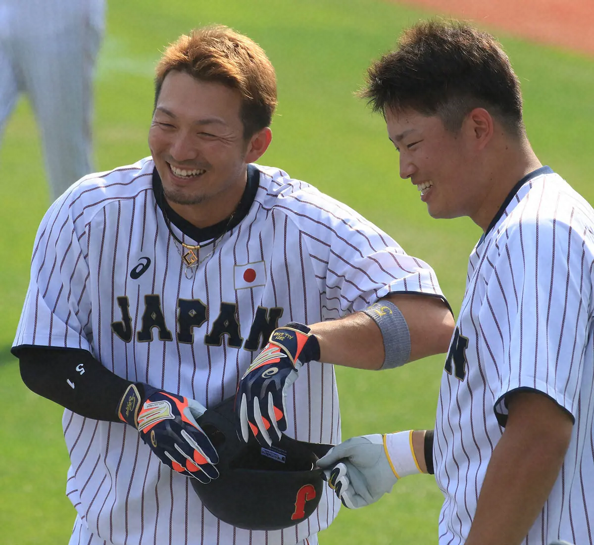 【画像・写真】ヤクルト村上宗隆　思わぬトークの展開に超笑顔「うれしいっす」　大谷翔平と鈴木誠也が…