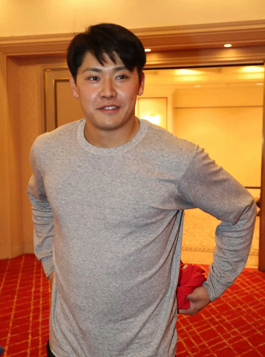 【画像・写真】広島ドラ7・久保　伝統の猛練習を歓迎　「望むところ。一日中野球したい」