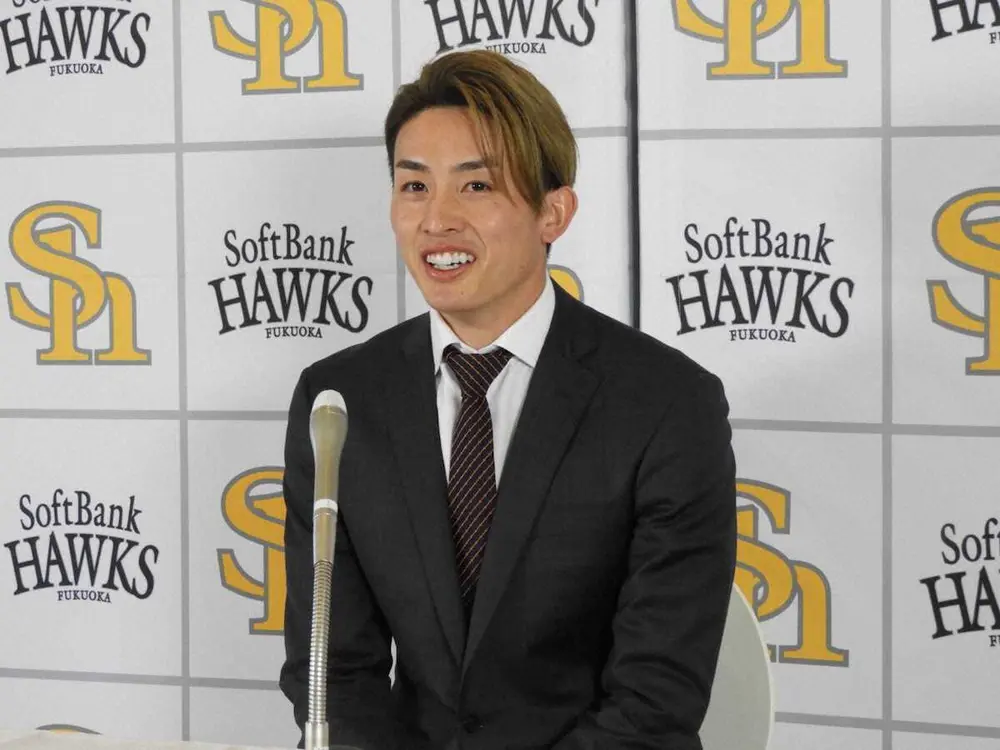 【画像・写真】ソフトB周東は400万円増の4000万円で更改　右肩手術から復活示す