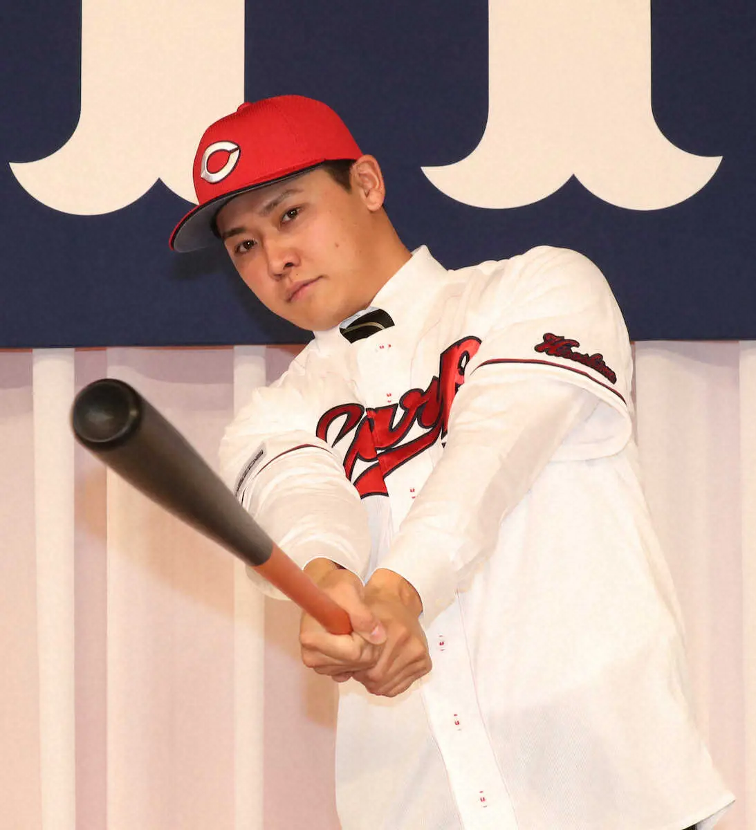 【画像・写真】【広島新入団会見　7位・久保修外野手】目標は「3拍子揃った外野手。肩に自信ある」巨人・戸郷撃ち宣言
