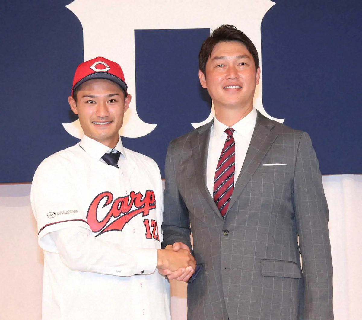 【画像・写真】「新井監督はその時阪神に…」　広島新入団会見で育成1位・名原の思い出に新井監督も赤面爆笑