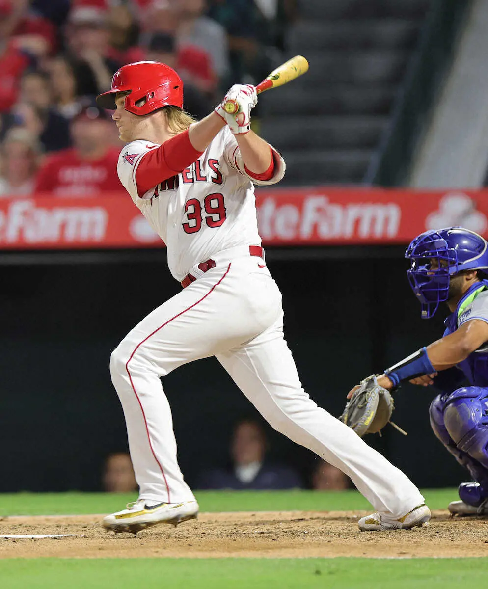 【画像・写真】西武　大谷元同僚獲り！金色長髪トレードマークの右打ち一塁手・マキノン