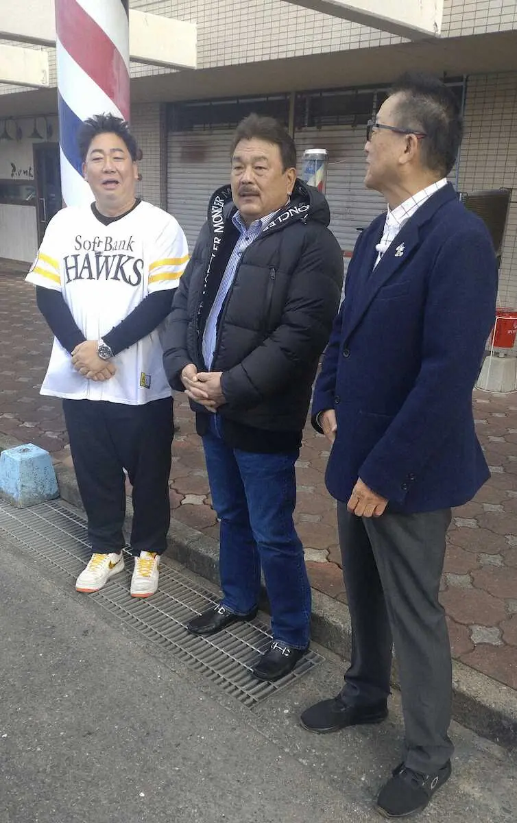 【画像・写真】ソフトB・藤本監督が明言　近藤は来季「3番・左翼」でフル出場プラン「柳田の前で考えています」